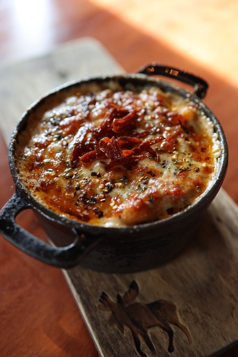 Signature mac & cheese